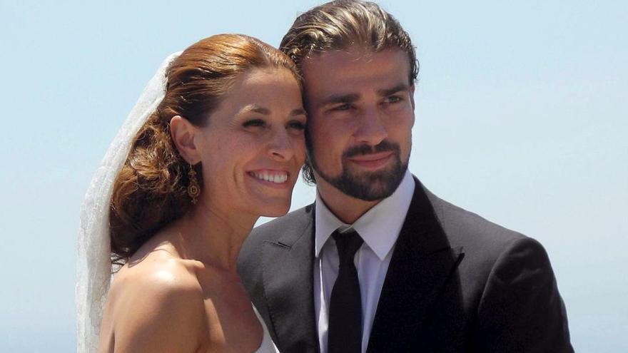 Biondo, con Sánchez Silva, en su boda.