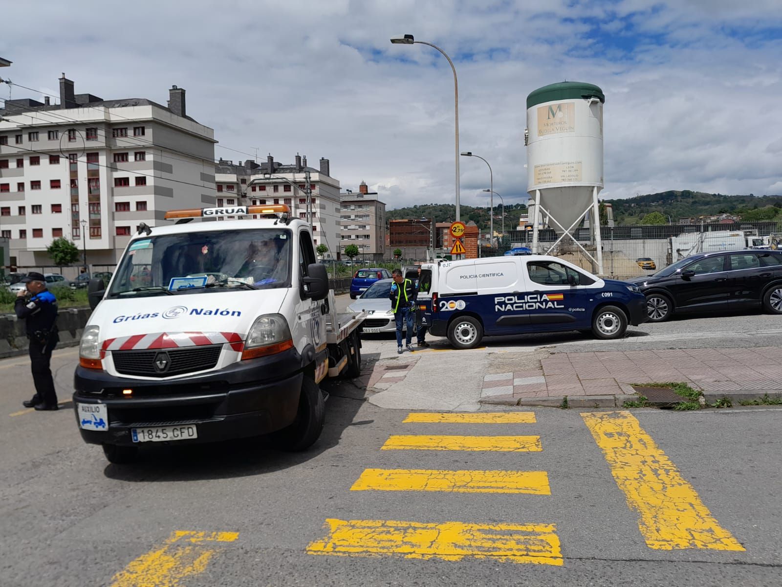 Tiroteo en La Felguera: un herido de bala tras una posible discusión en la zona de Valnalón