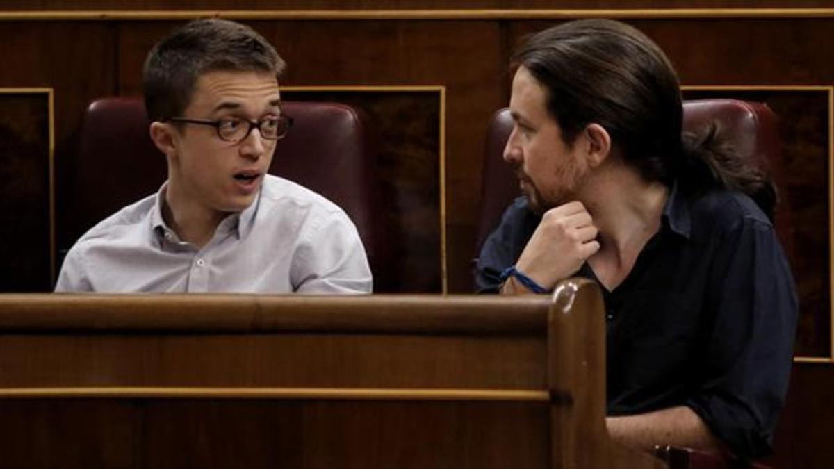 Errejón e Iglesias, en el Congreso durante la primera sesión del debate de investidura, el pasado día 1.