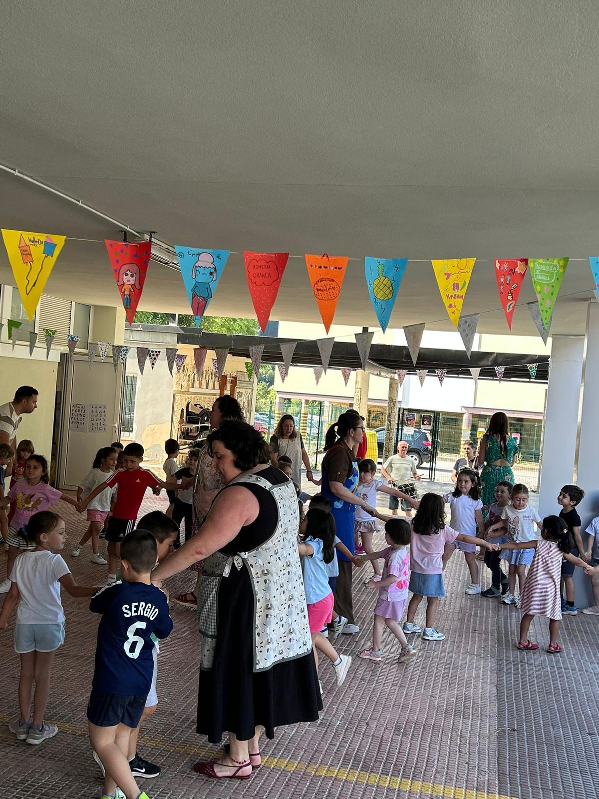 En imágenes: el colegio Obanca cierra el curso con su tradicional romería