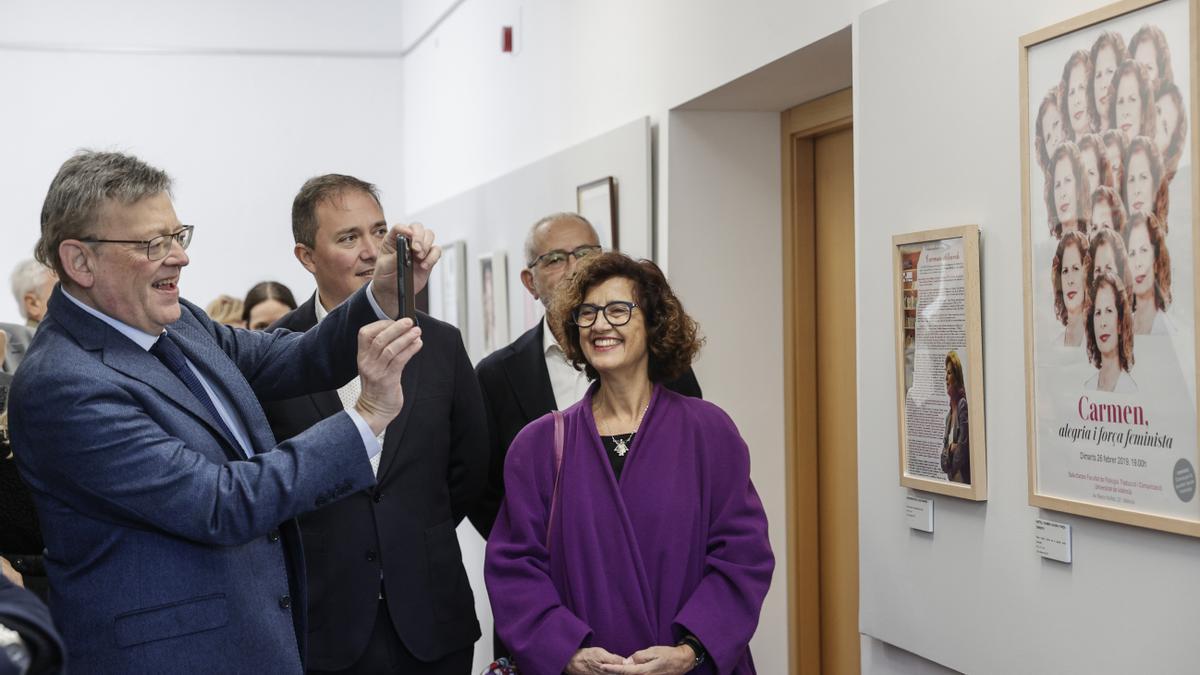 El president Puig visita el legado de la familia de Carmen Alborch al Ayuntamiento de Castelló de Rugat