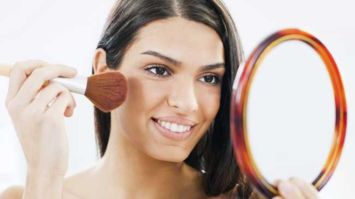 Diez trucos de maquillaje que desconoces