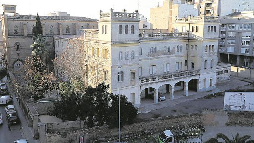 Los Carmelos venderán el solar y el antiguo convento a una promotora