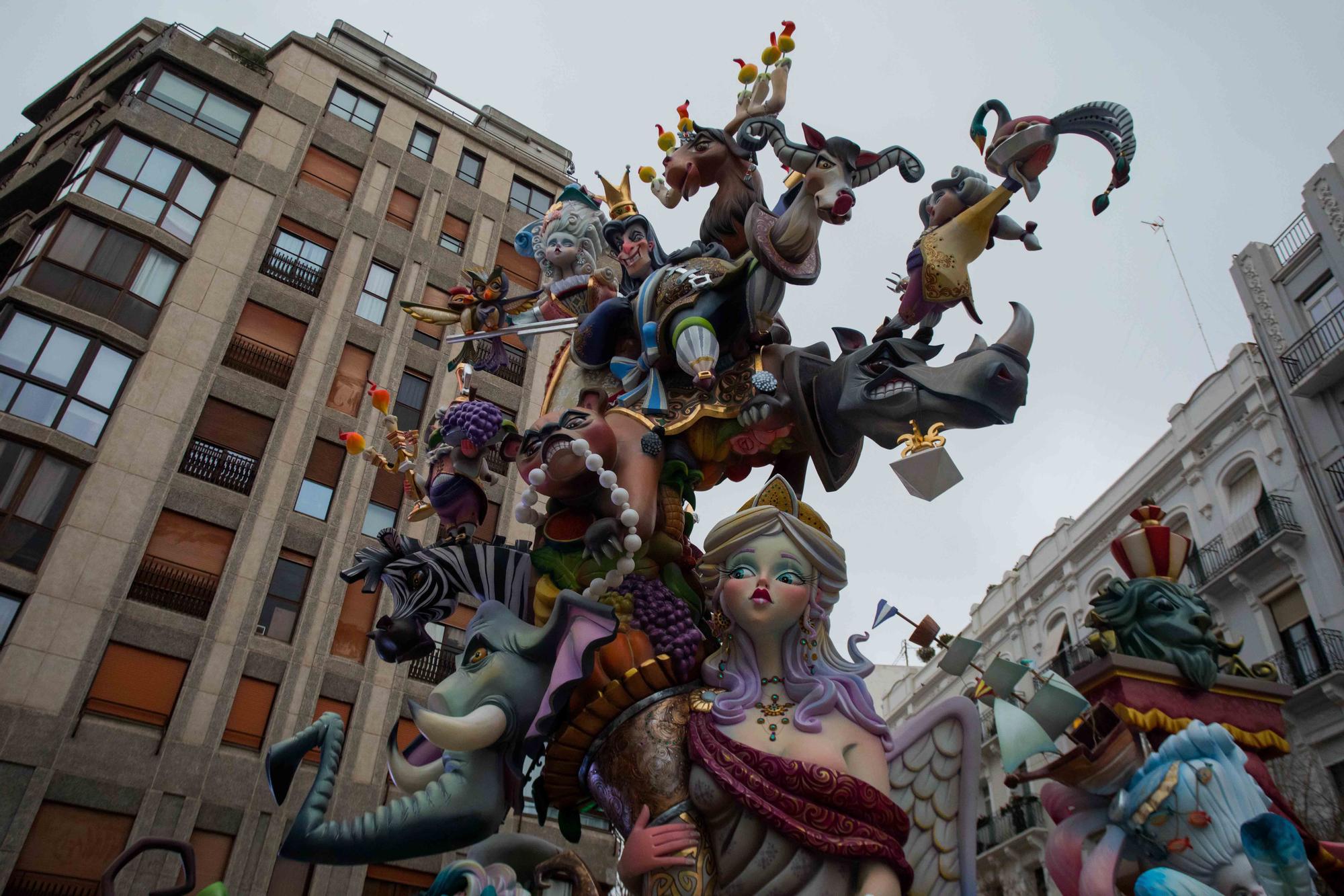 Todas las fotos de la falla Regne de València-Duque de Calabria