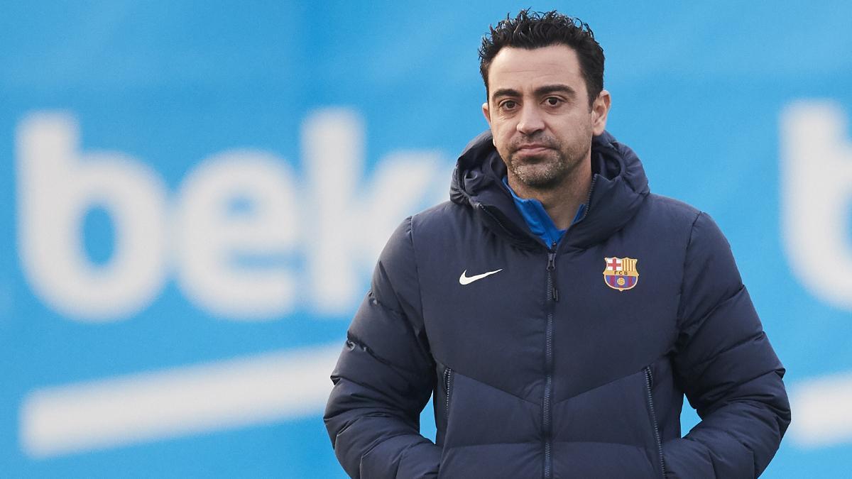 Xavi Hernández durante un entrenamiento en la Ciudad Deportiva Joan Gamper