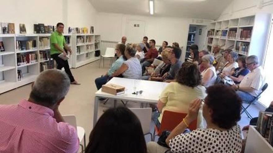 Riells i Viabrea obre la nova biblioteca Pompeu Fabra