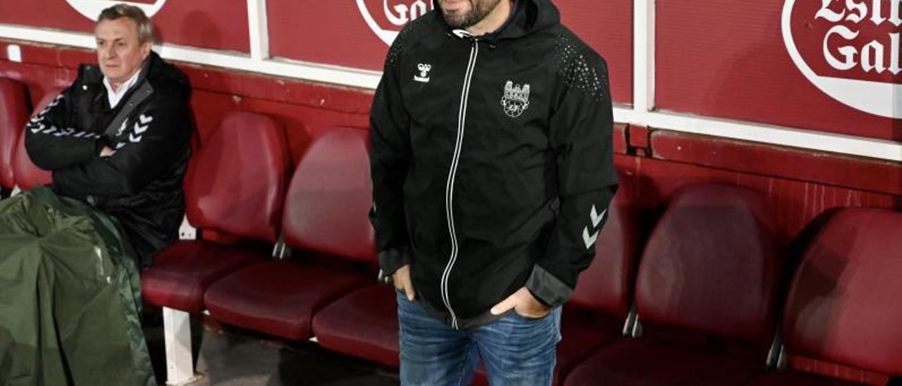 Antonio Fernández, entrenador del Pontevedra.