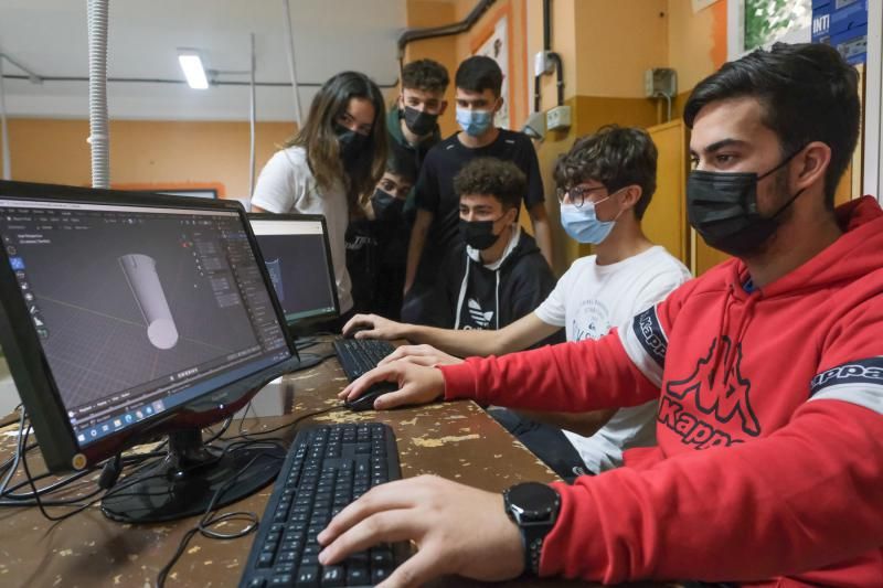 Alumnos del Saulo Torón de Gáldar participan en un concurso de la ESA