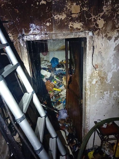 Incendio en una casa de Manacor con una persona con síndrome de Diógenes