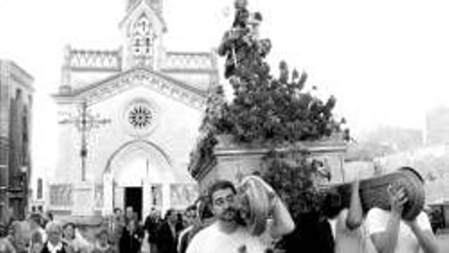 Trasladan a San José a la iglesia de San Agustín