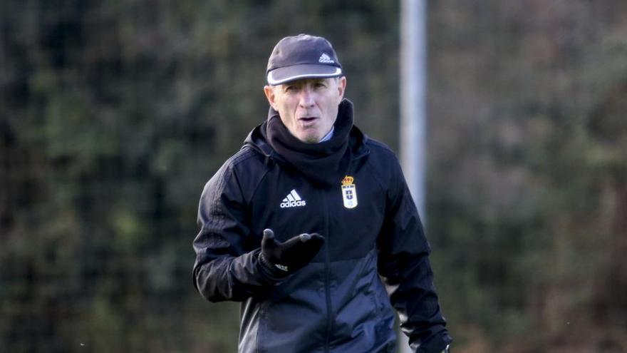 Juan Antonio Anquela durante un entrenamiento en El Requexón