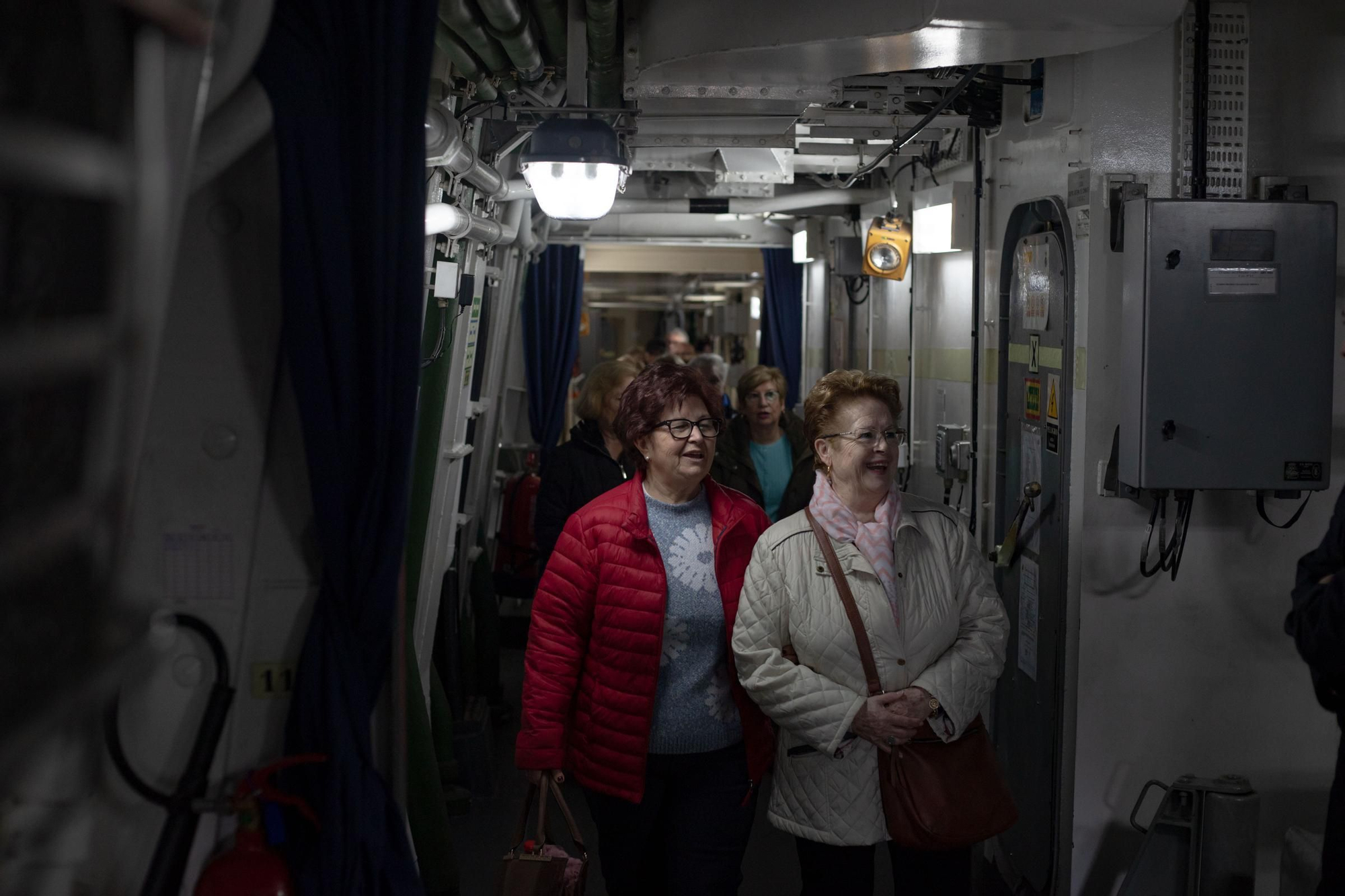 La primera jornada de puertas abiertas en la fragata 'Almirante Juan de Birbón', en imágenes