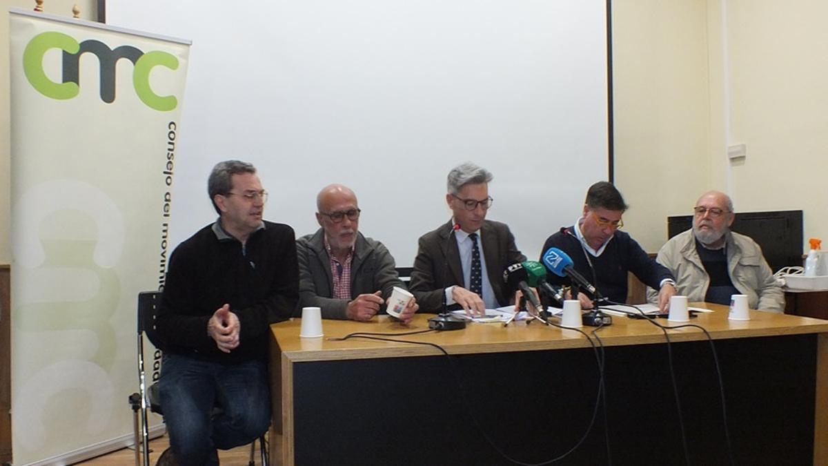 Reunión para abordar las labores de prevención de incendios en la sierra.