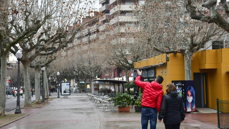 Enxampen dos homes que intentaven robar a un bloc de pisos de Manresa