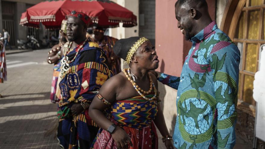 Totes les imatges de la festa solidària de la comunitat de Ghana