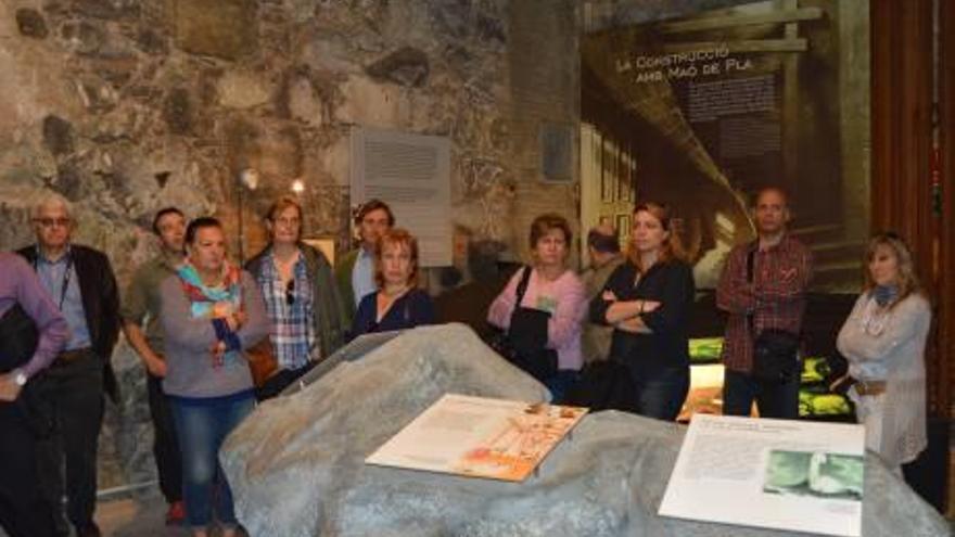 Visitants del Museu del Ciment de Castellar de n&#039;Hug