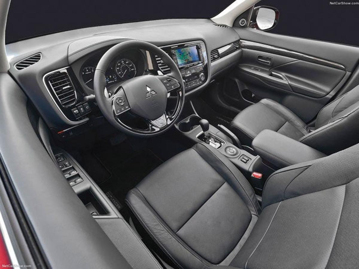 Interior del Mitsubishi Outlander