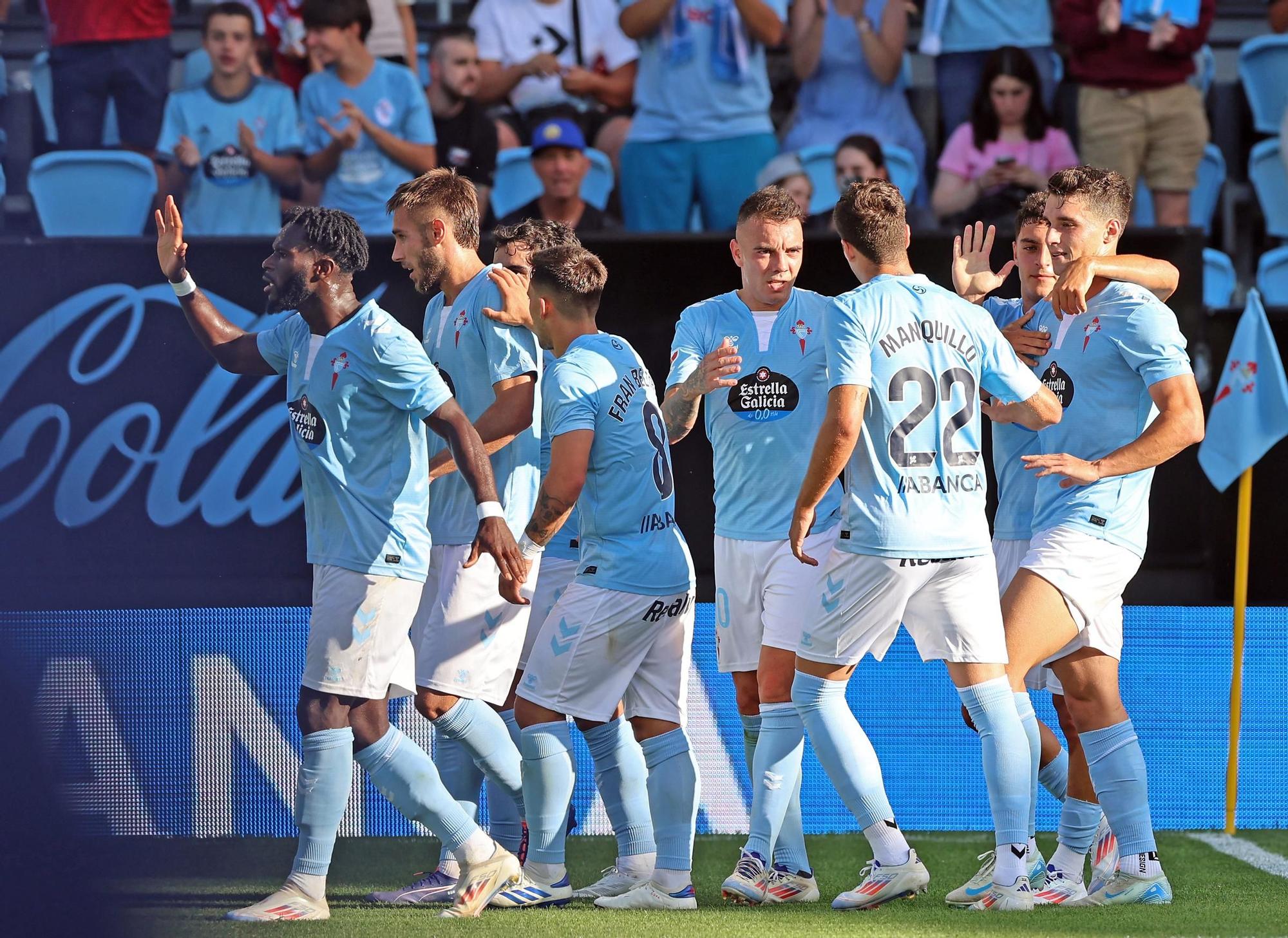 Las mejores fotografías del estreno liguero con victoria del Celta ante el Alavés