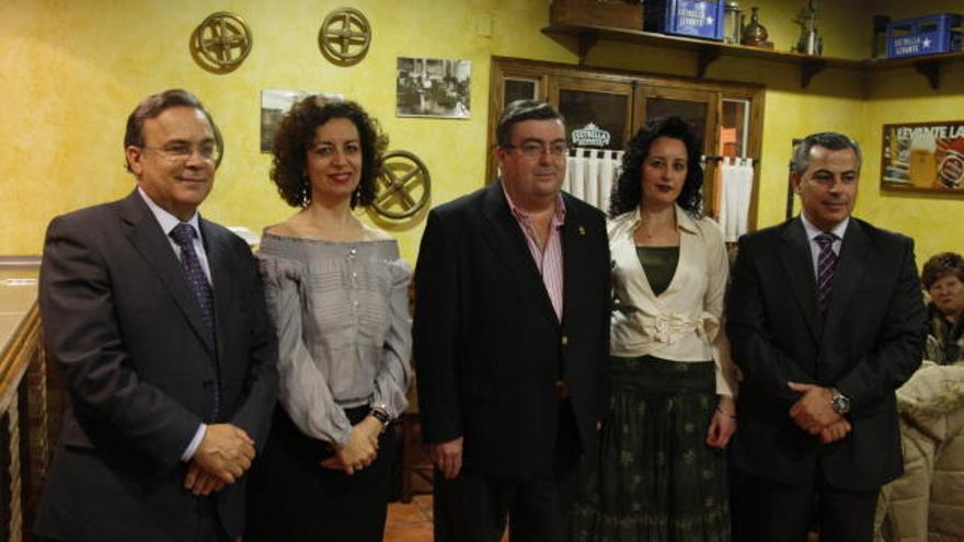 Patricio Valverde (izquierda), Carmen Castelo, Jesús Esteban, Carmen Albero y Pedro Luis López
