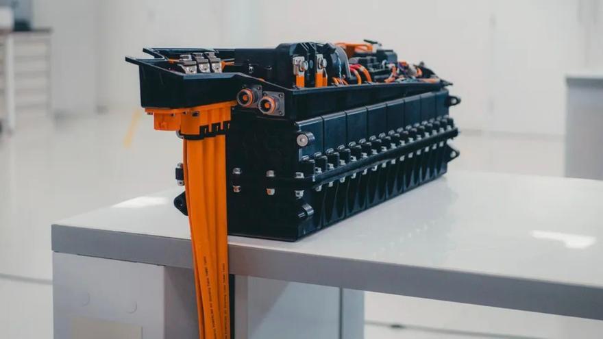 Crean una batería para vehículos eléctricos que se recarga por completo en solo 18 segundos