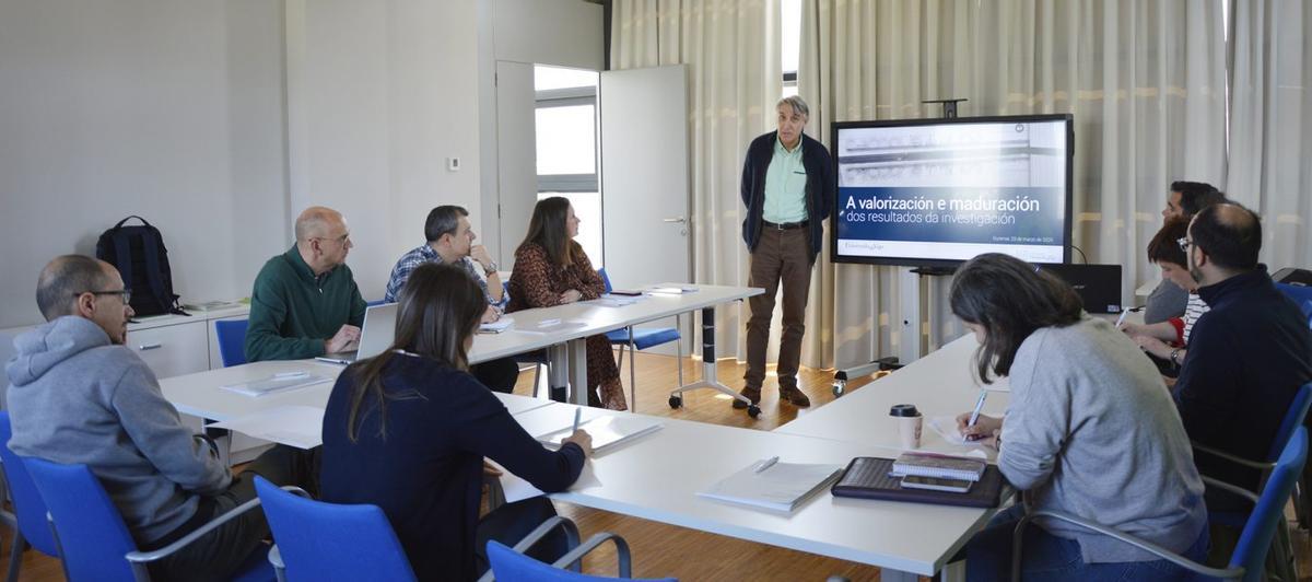 Sesión informativa sobre las ayudas, este lunes en el edificio del Campus Auga. | DUVI