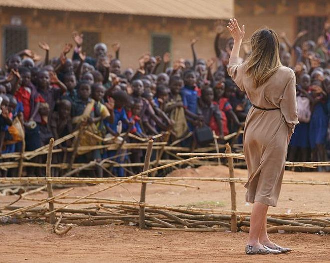 Melania Trump en un colegio de Malawi