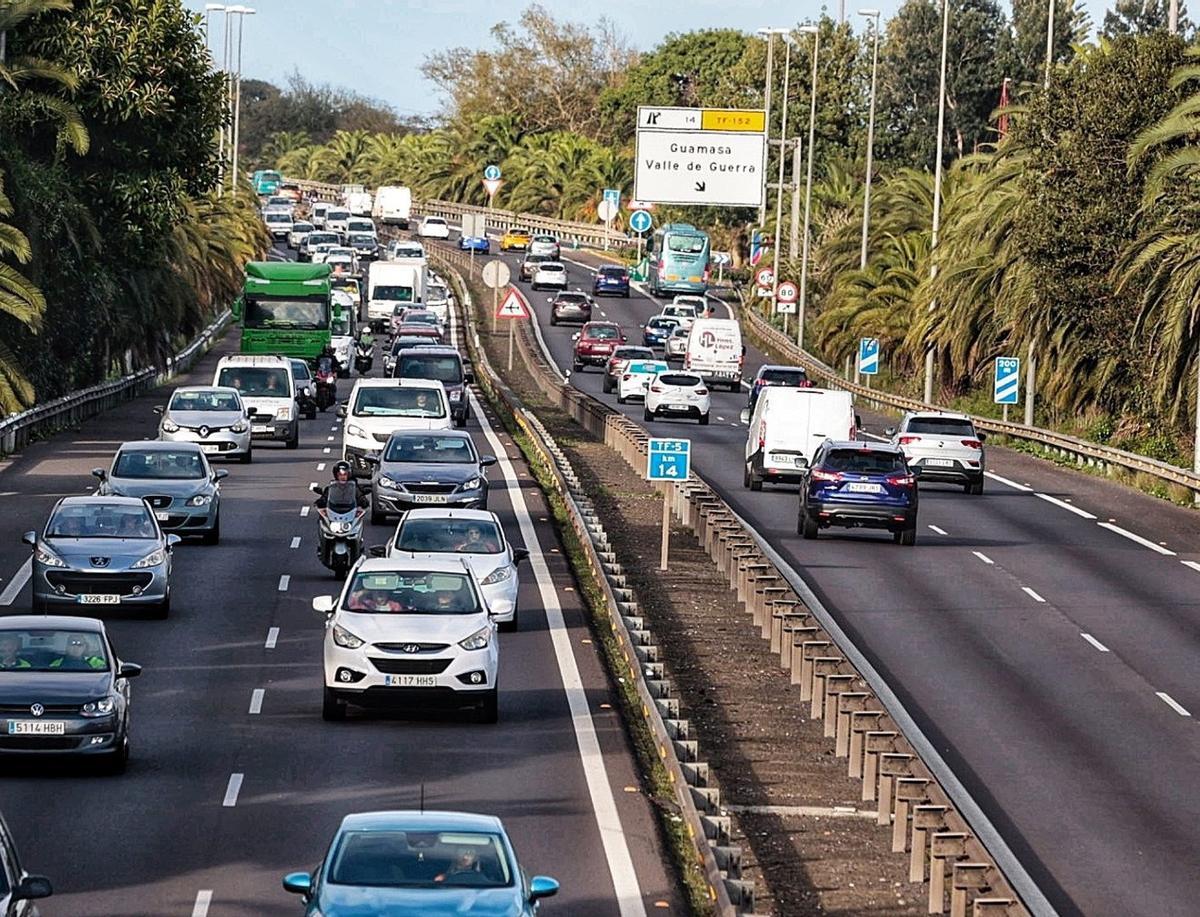 La autopista del Norte, a su paso por Guamasa. |