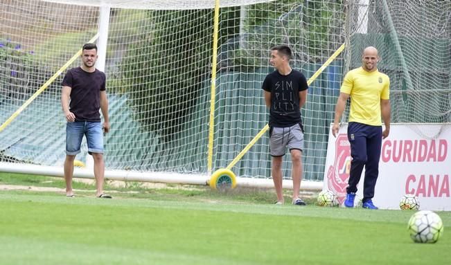 Entrenamiento UD LAS PALMAS en Barranco Seco ...