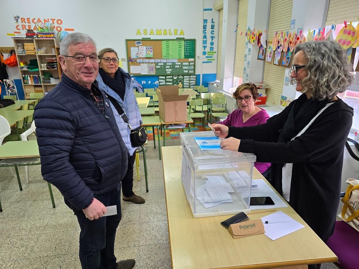 Así transcurrió la jornada electoral del 18-F en O Salnés.