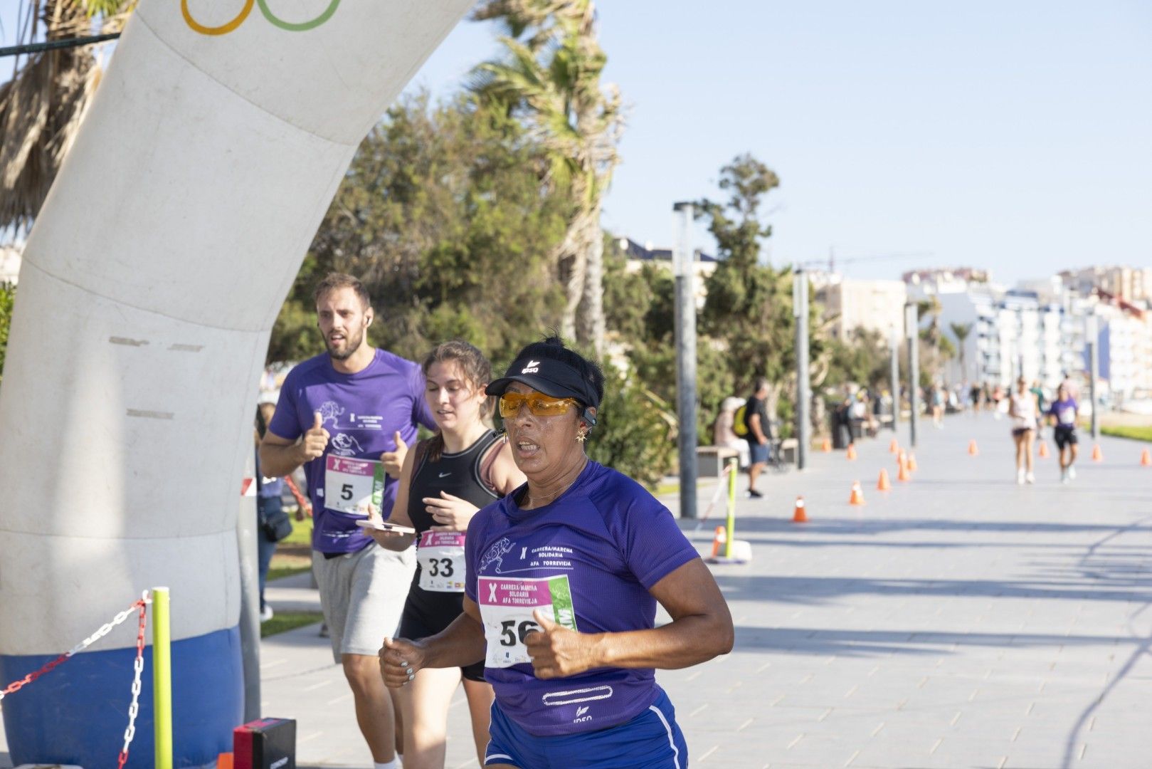Así fue en imágenes una nueva edición de la carrera solidaria de AFA Torrevieja