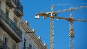 Obras en un edificio de l’Eixample de Barcelona.