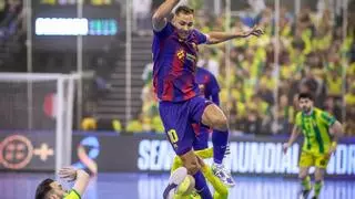 ¡Intensísimos minutos finales entre Jaén Paraíso Interior y Barça!