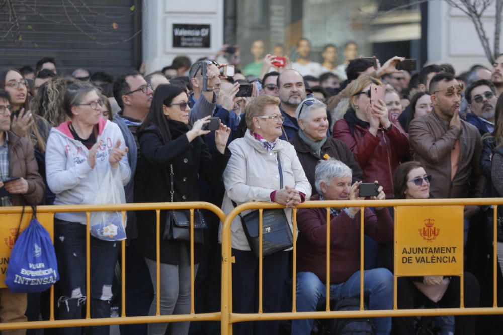 Búscate en el público de la mascletà del 1 de marzo