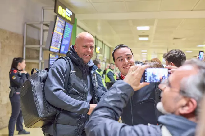 Les imatges de l'arribada del Liverpool a Girona