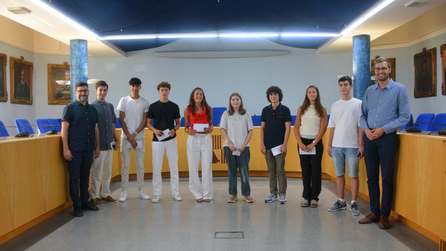 Olot reconeix els estudiants amb les millors notes d’accés a la universitat
