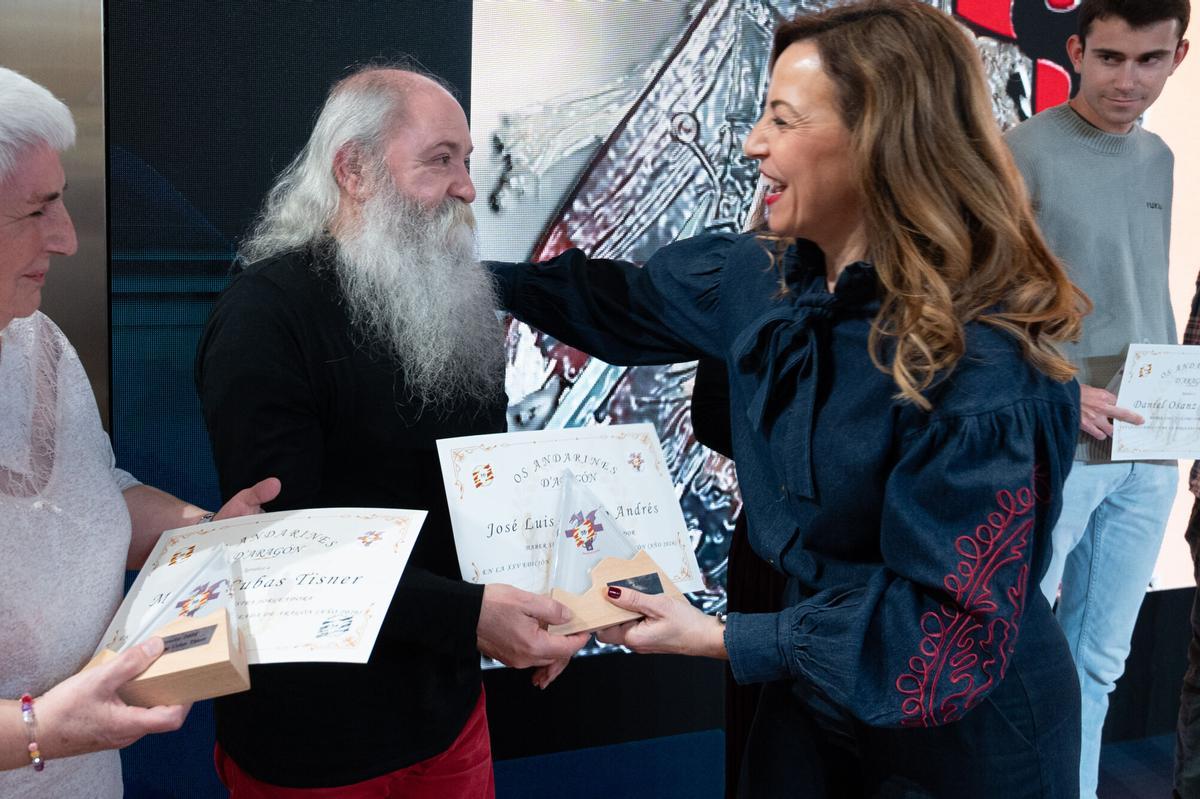 La entrega de premios a jorgeadores, patrocinadores, instituciones y medios de comunicación se ha celebrado este miércoles con la presencia de la alcaldesa de Zaragoza, Natalia Chueca.