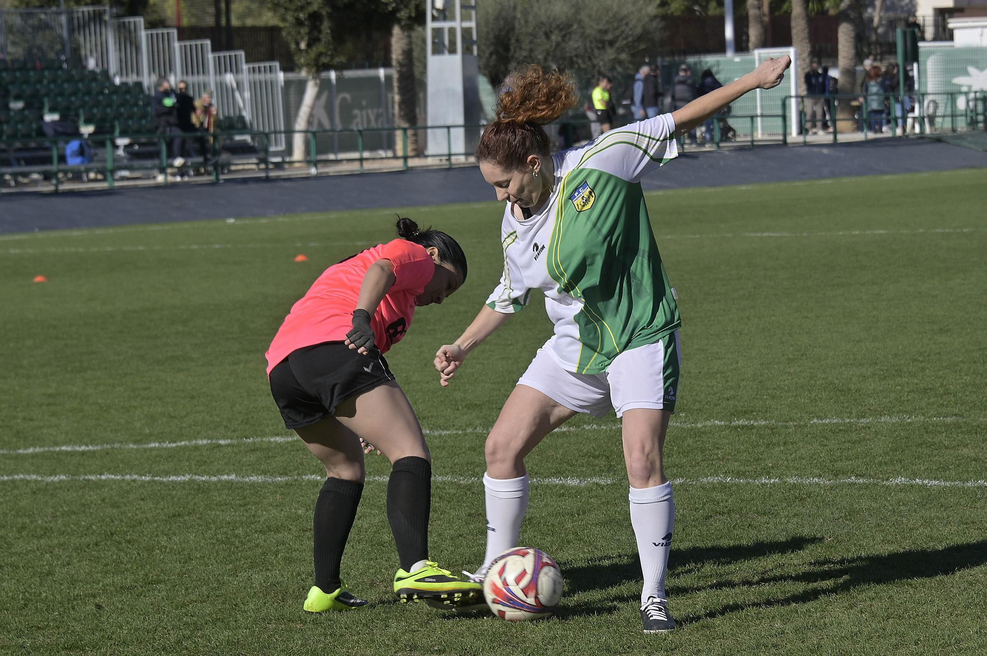Partido de futbol benefico populares informadores