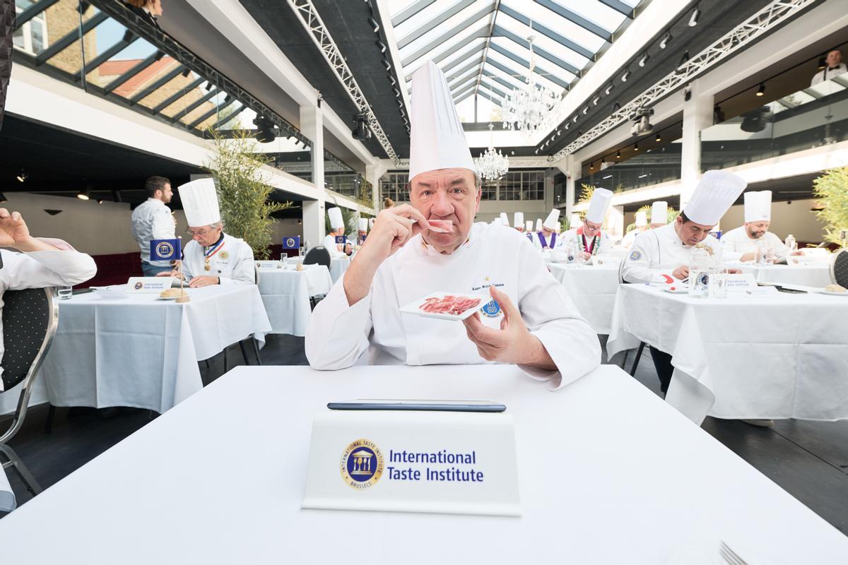 Sánchez Romero Carvajal,  premiado en los Superior Taste Award por segundo año consecutivo.