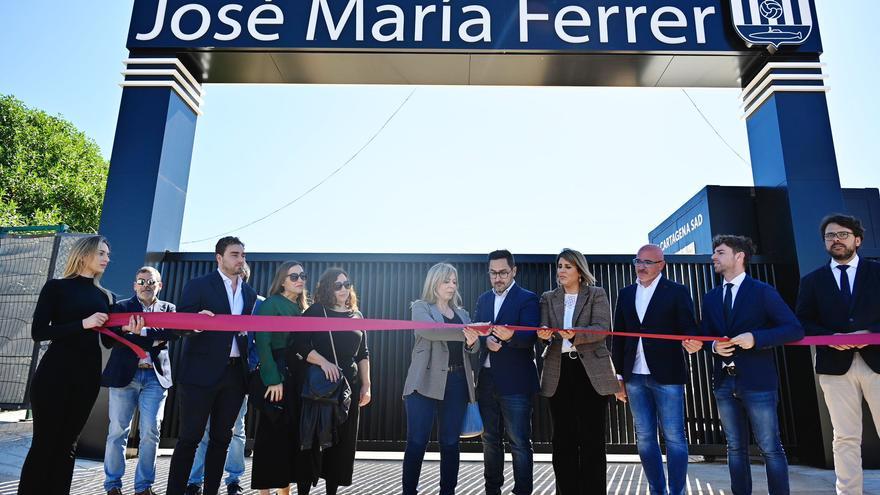 El FC Cartagena homenajea a José María Ferrer con la ciudad deportiva