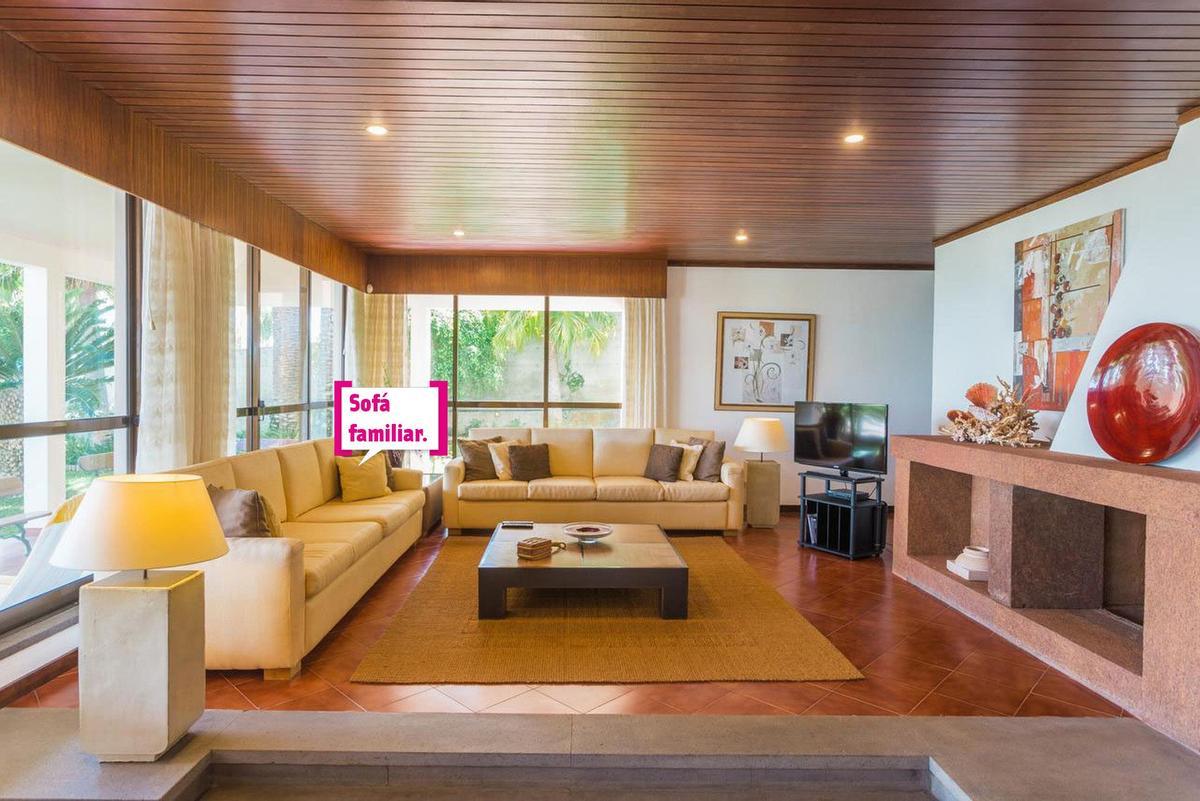 La casa de Cristiano Ronaldo y su familia durante la cuarentena: salón