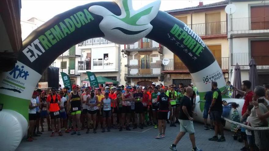 200 deportistas ‘sufren’ en el Ambroz en el IV Techo de Extremadura
