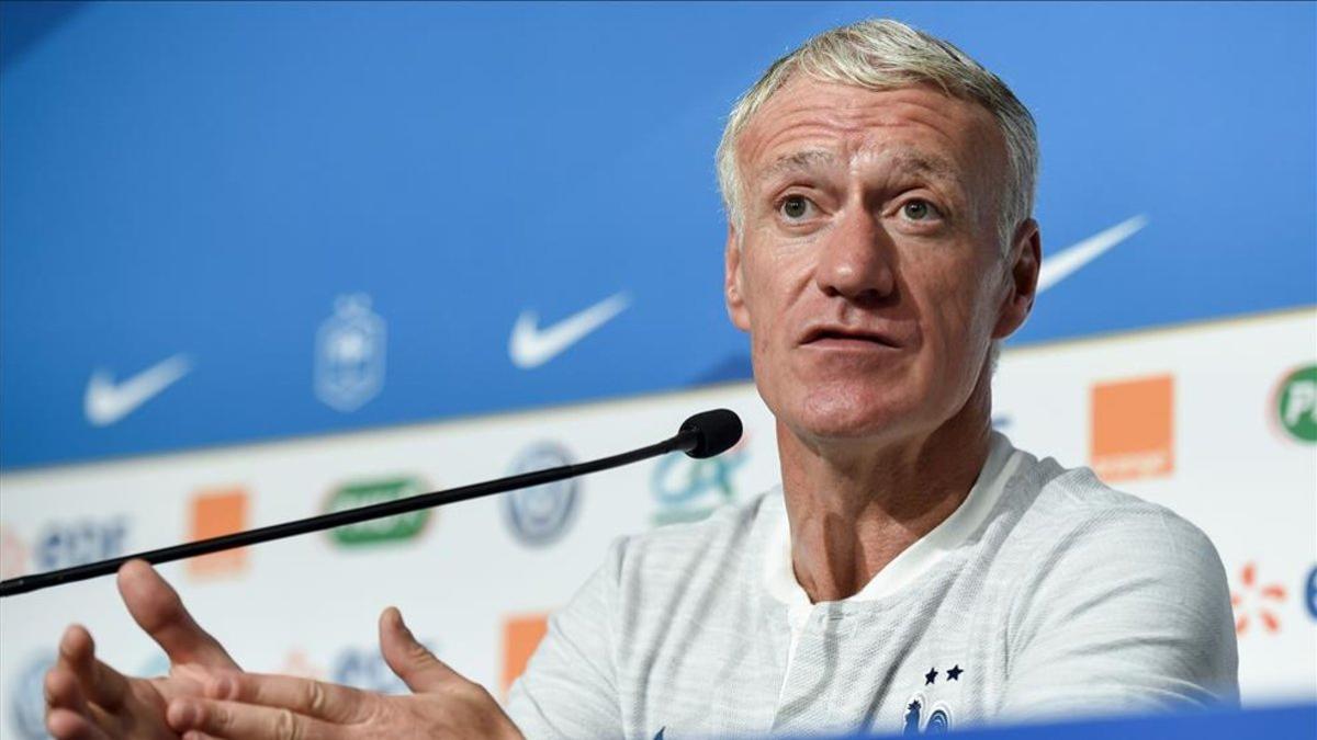 Deschamps renueva como seleccionador francés hasta 2022