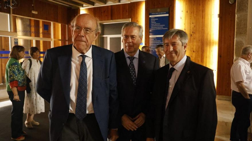 El nuevo decano de Medicina pide «perfeccionar» el pacto de 2015