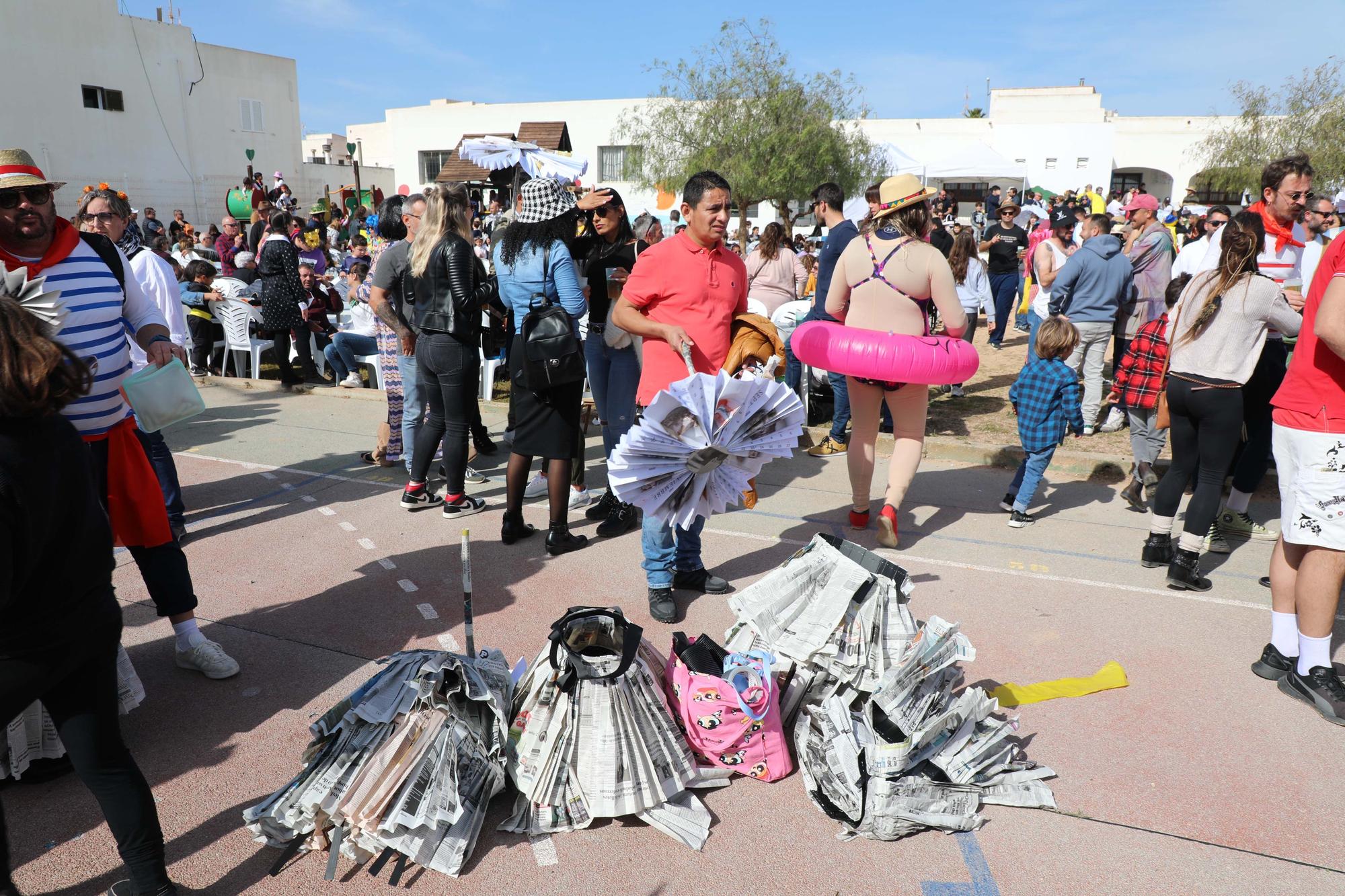 Todas las imágenes de la rúa de Carnaval en Formentera 2023