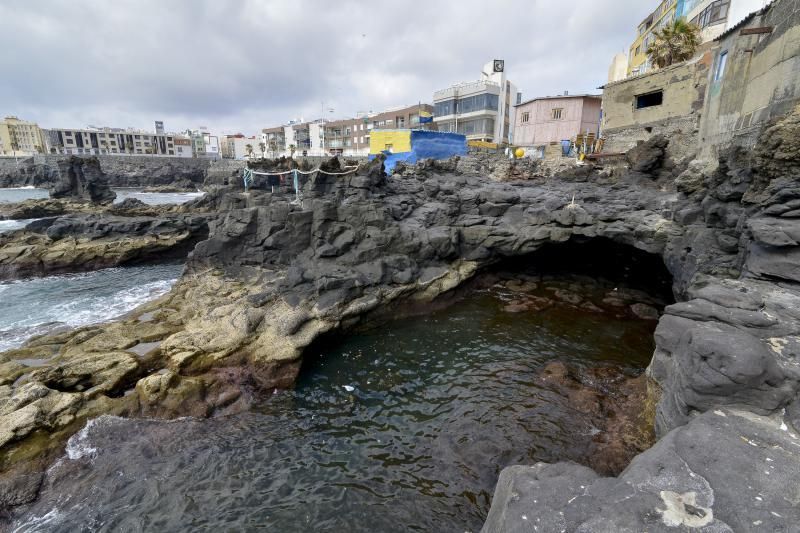 LAS PALMAS DE GRAN CANARIA. Zona de la Puntilla donde ha aparecido cadáve de hombre ahogado.  | 14/05/2019 | Fotógrafo: José Pérez Curbelo