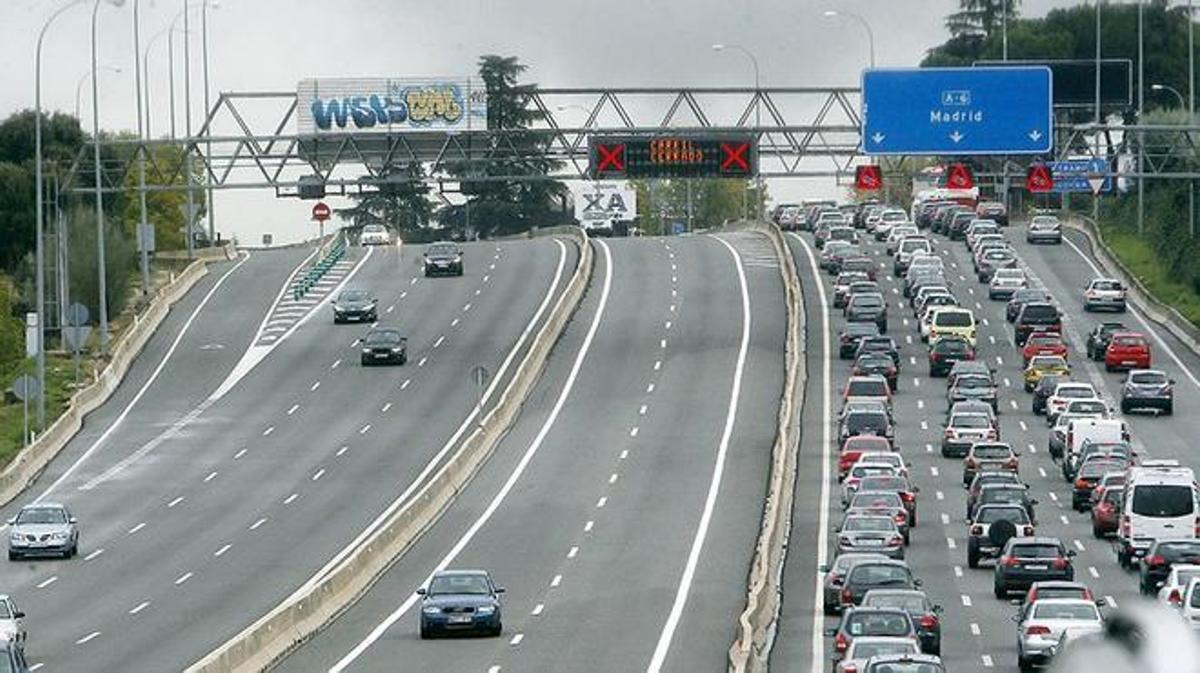 Carril BUS-VAO de la A-6 a la entrada de Madrid.
