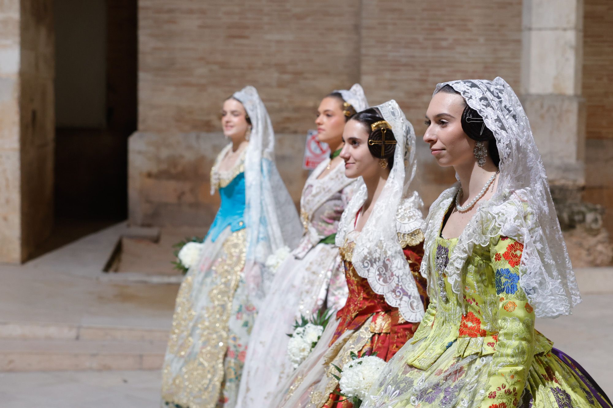 Todas las fotos de la Ofrenda del 17 de marzo por la calle San Vicente de 19:00 a 20:00 horas