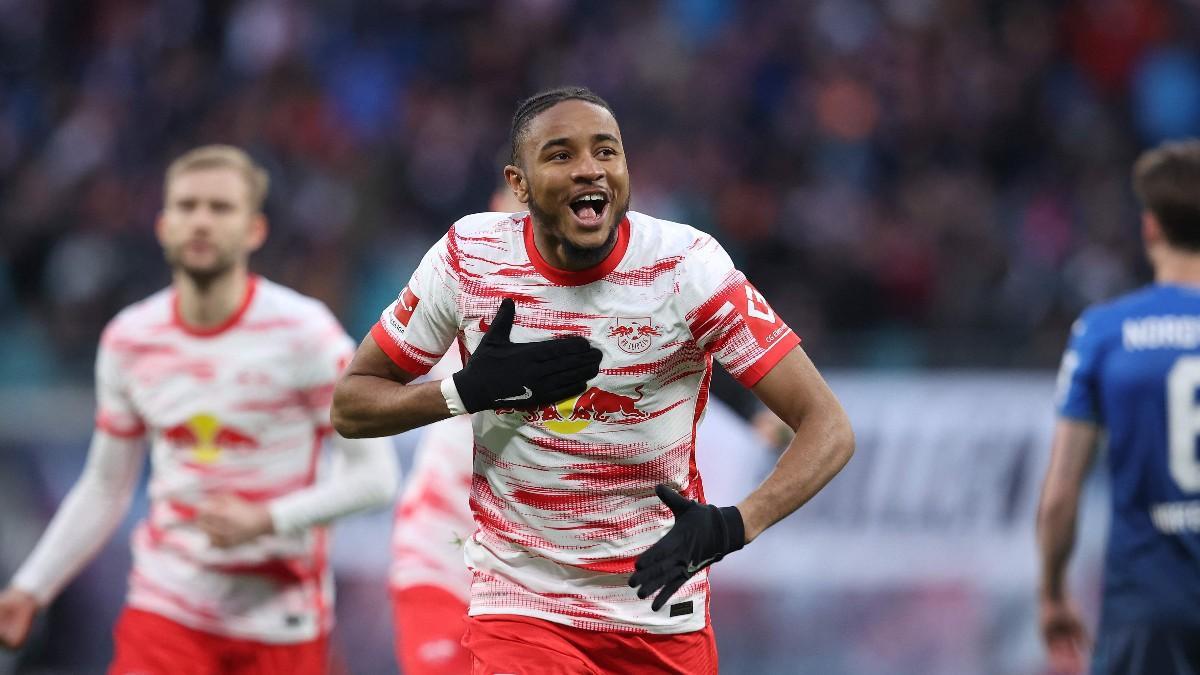 Nkunku celebrando su tanto ante el Hoffenheim