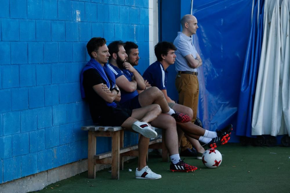 El partido entre el Real Avilés y el Praviano, en imágenes