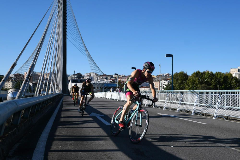 Los favoritos cumplen en el Campeonato de España de Triatlón Sprint en Pontevedra